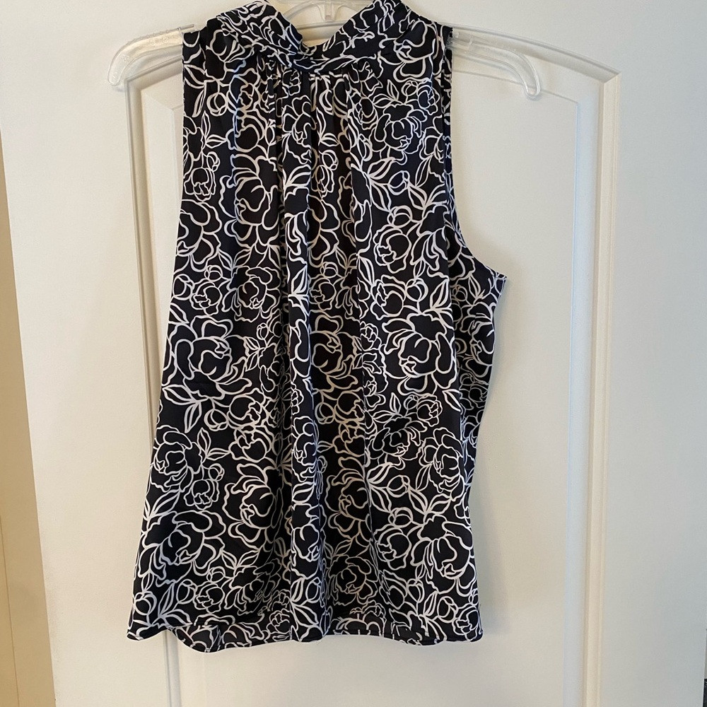 White House Black Market Black and White Floral Blouse